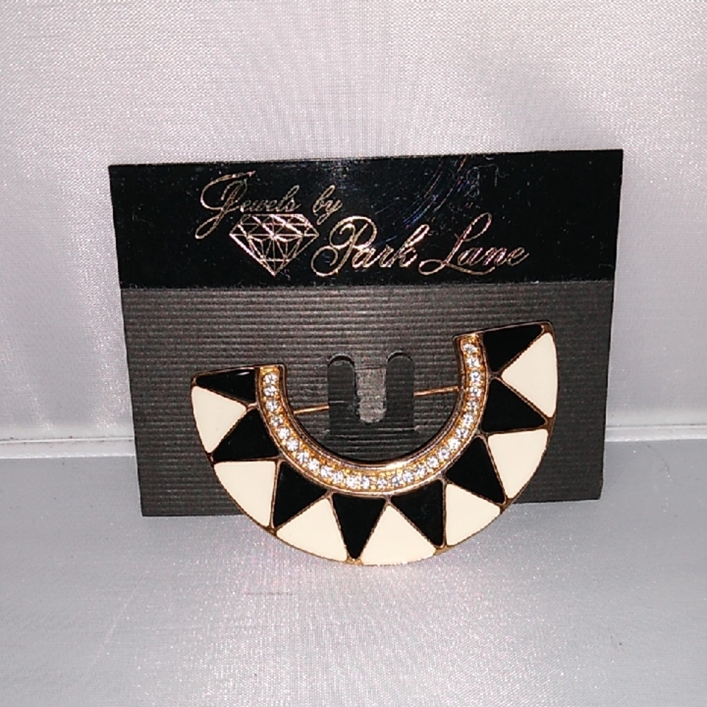 Vintage Park Lane pin